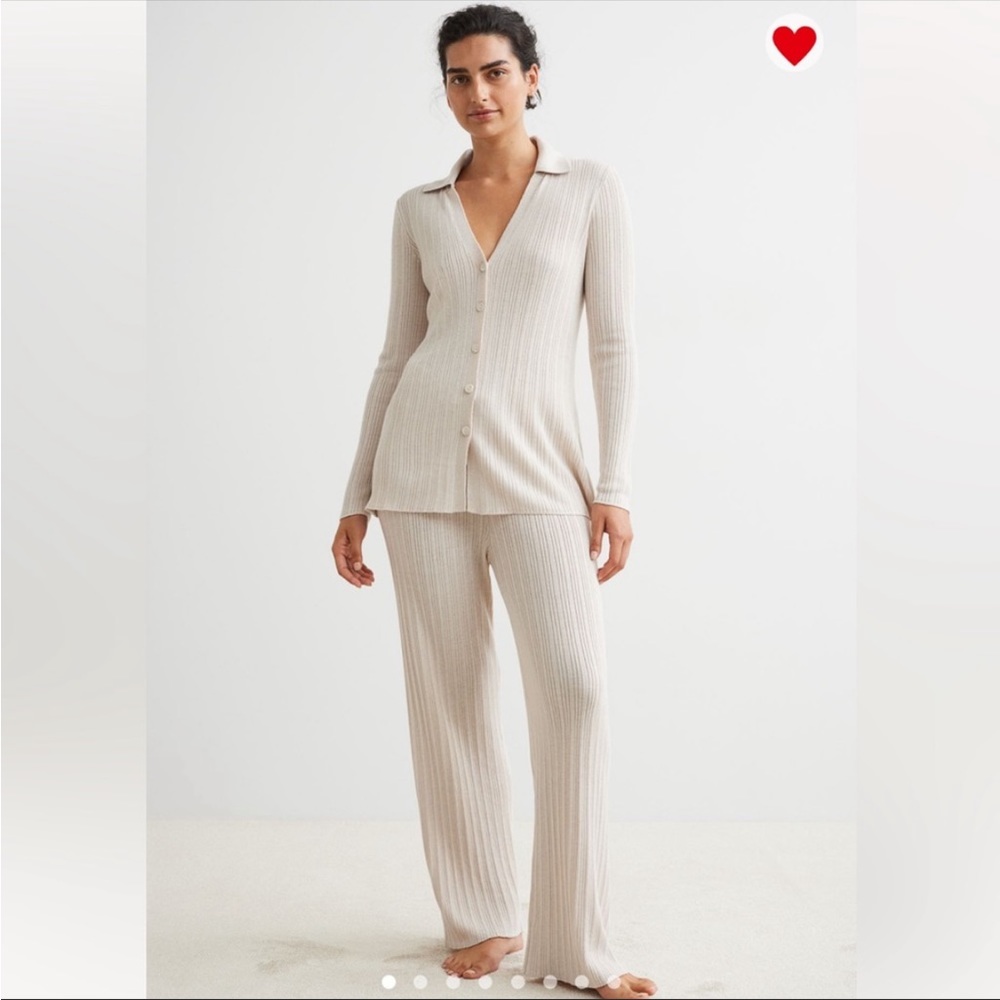 H&M Ribbed Lounge Top - Picture 2 of 2